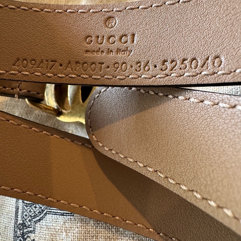 Gucci Tan Leather Belt with Gold Buckle - Picture 3 of 4
